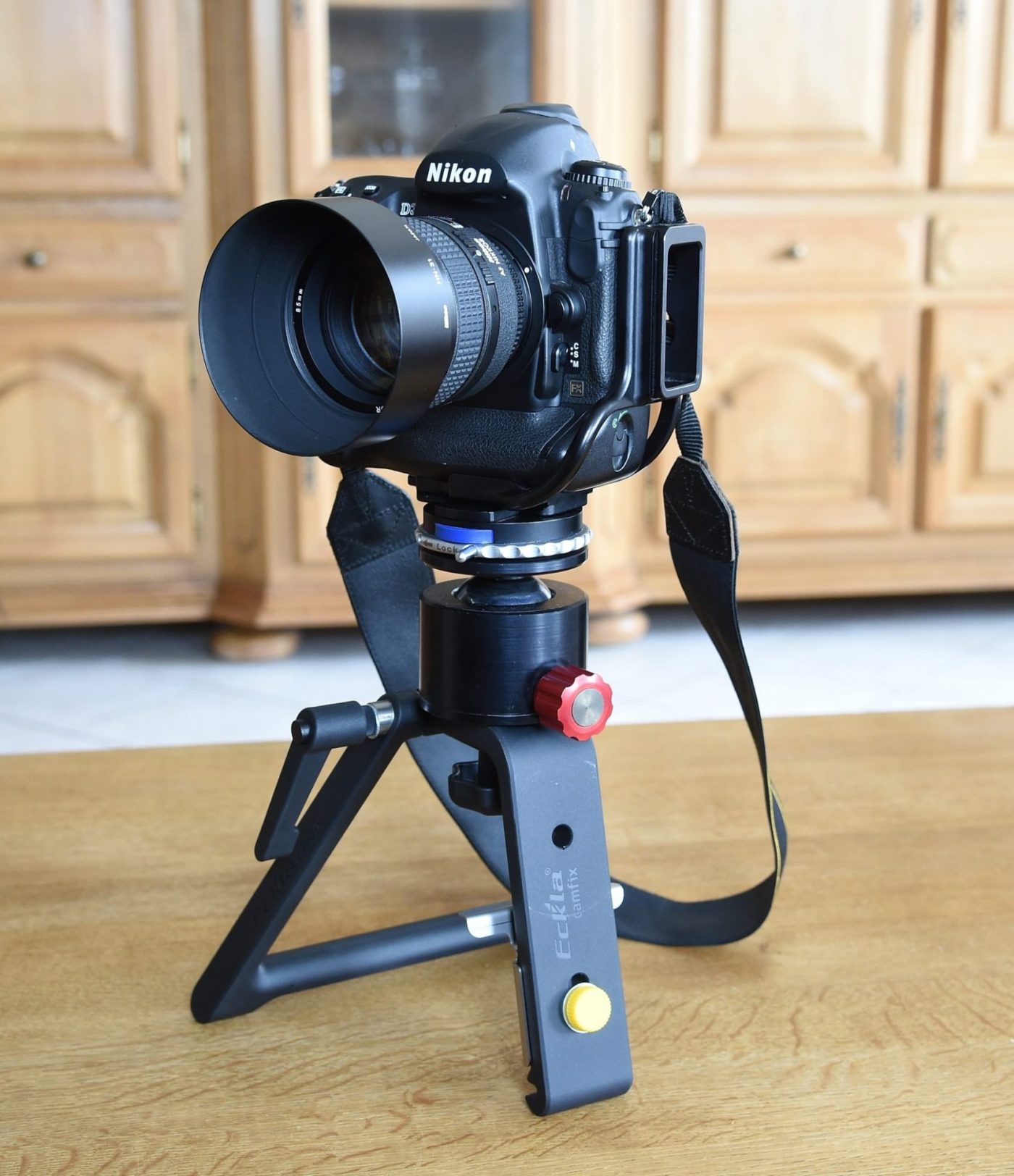 ECKLA-CAMFIX® Autoscheiben-Fotostativ – Bild 4