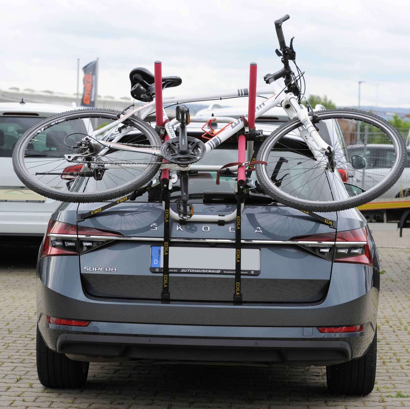 Eckla Porty car rear carrier - Image 5